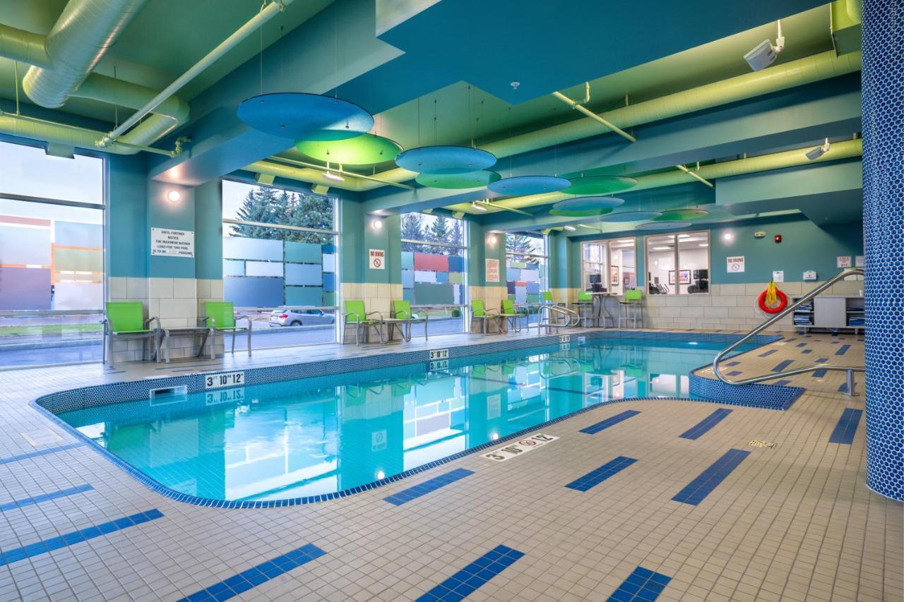 Holiday Inn Express & Suites - Brandon By Ihg Exteriér fotografie