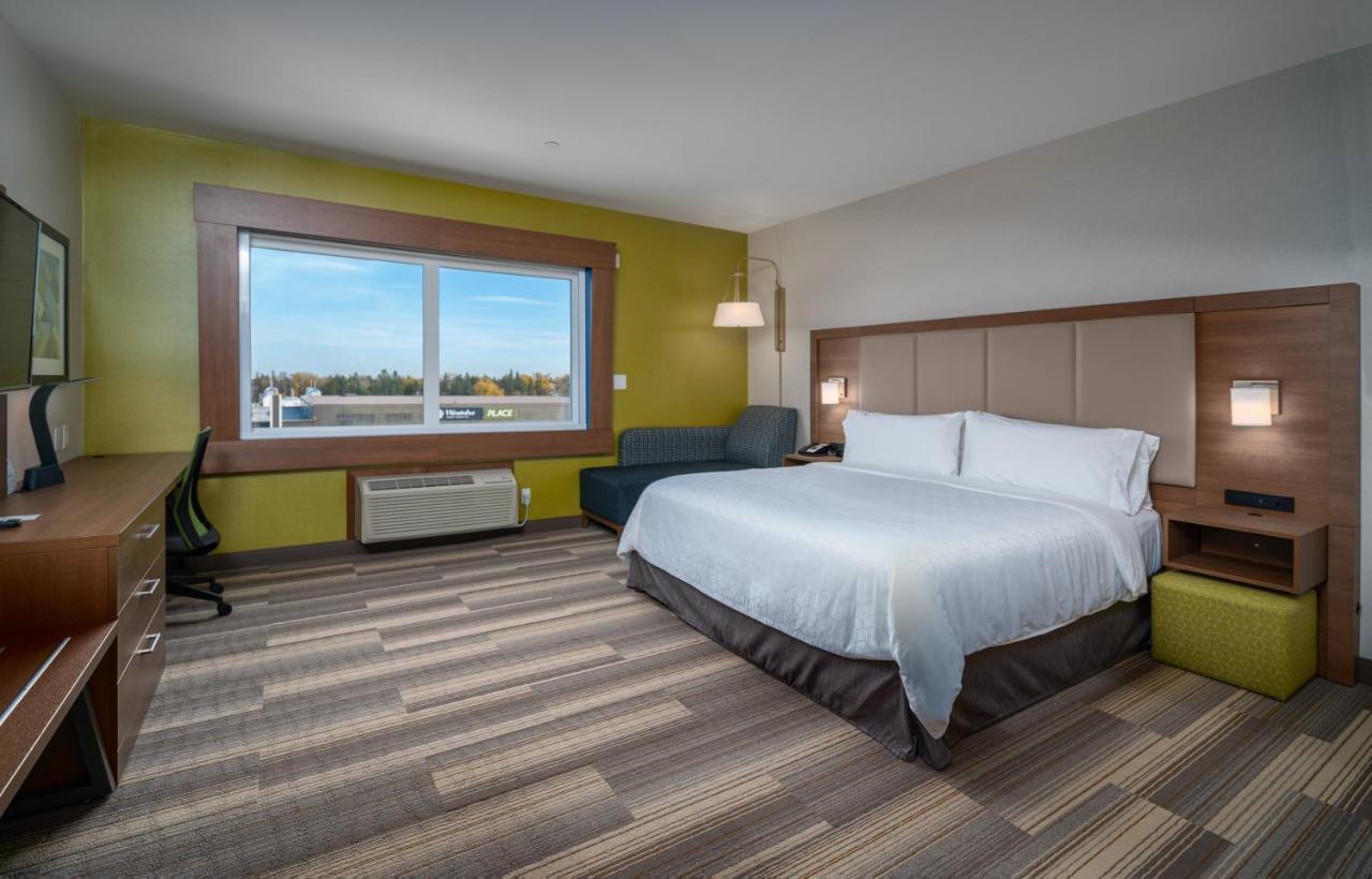 Holiday Inn Express & Suites - Brandon By Ihg Exteriér fotografie