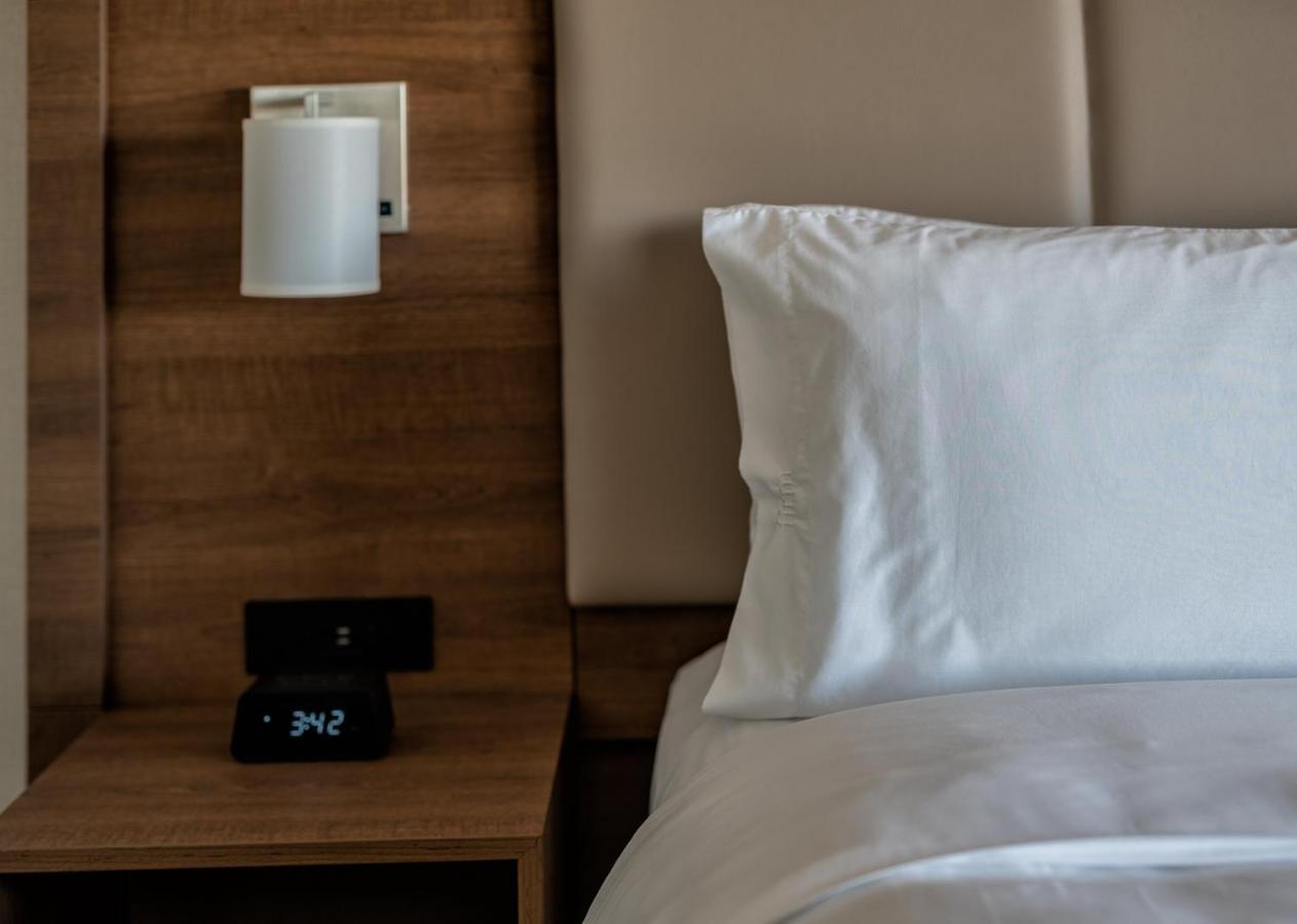 Holiday Inn Express & Suites - Brandon By Ihg Exteriér fotografie