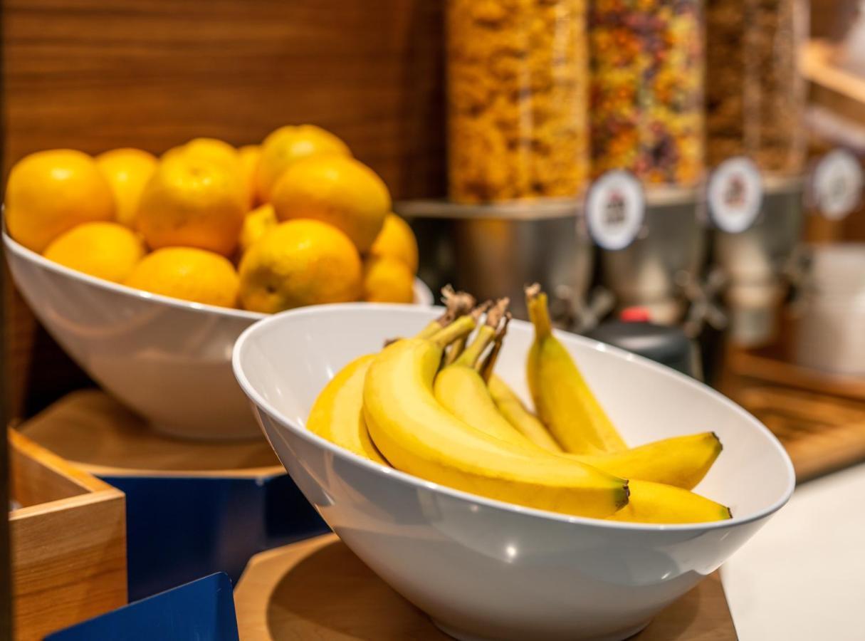 Holiday Inn Express & Suites - Brandon By Ihg Exteriér fotografie